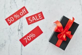 praznična kupovina i logistika