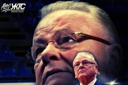 DUŠAN IVKOVIĆ